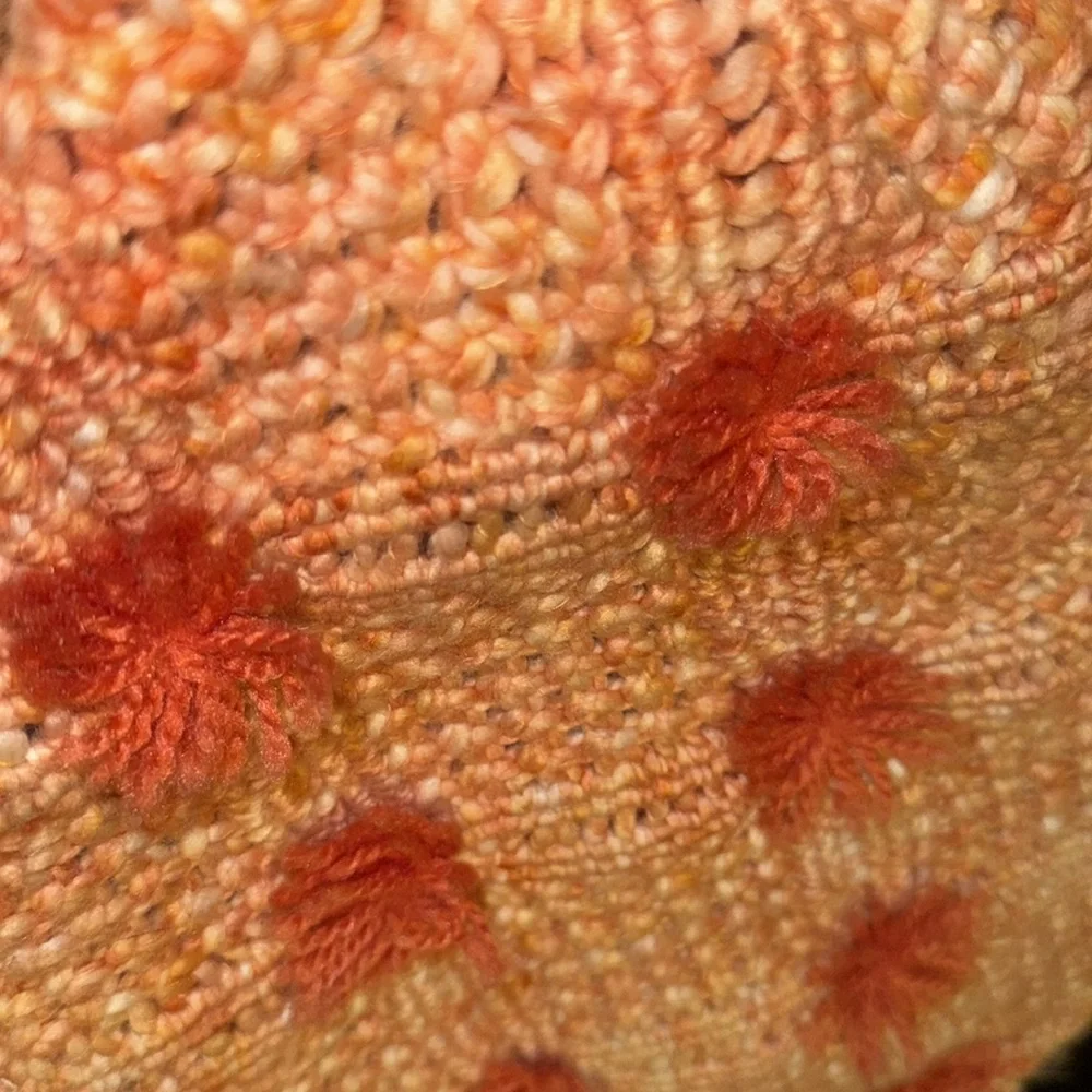 Kavset Pillow Knit case Cover NWT tan and peach pompoms 14” x 18” west elm